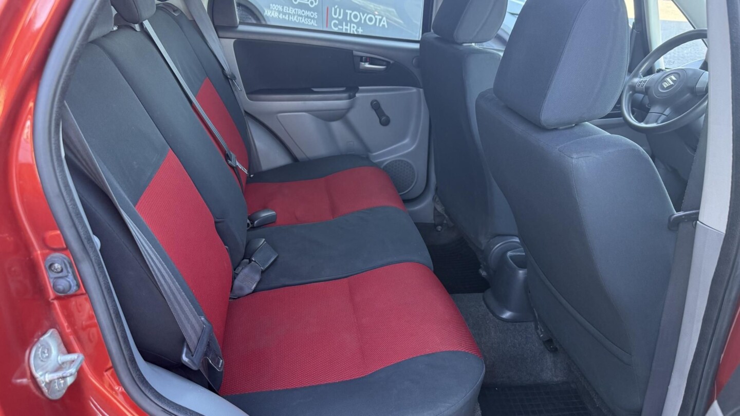 Suzuki SX4