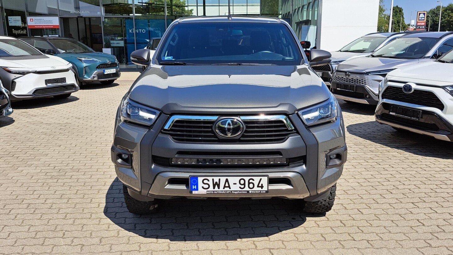Toyota Hilux