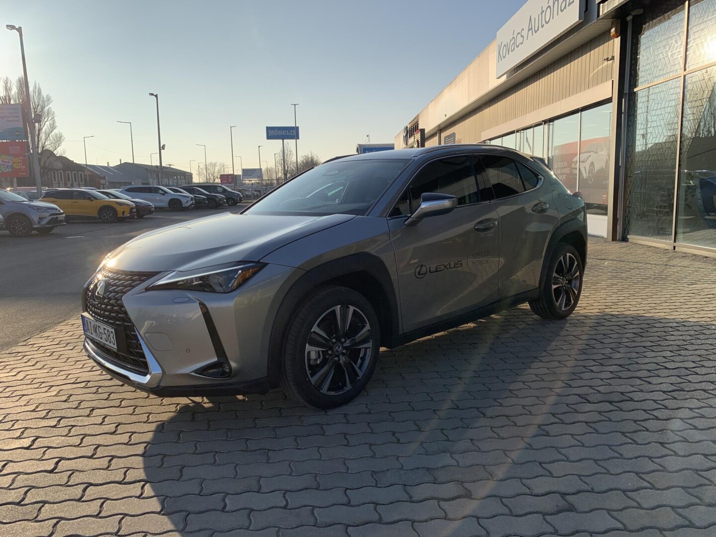 Lexus UX