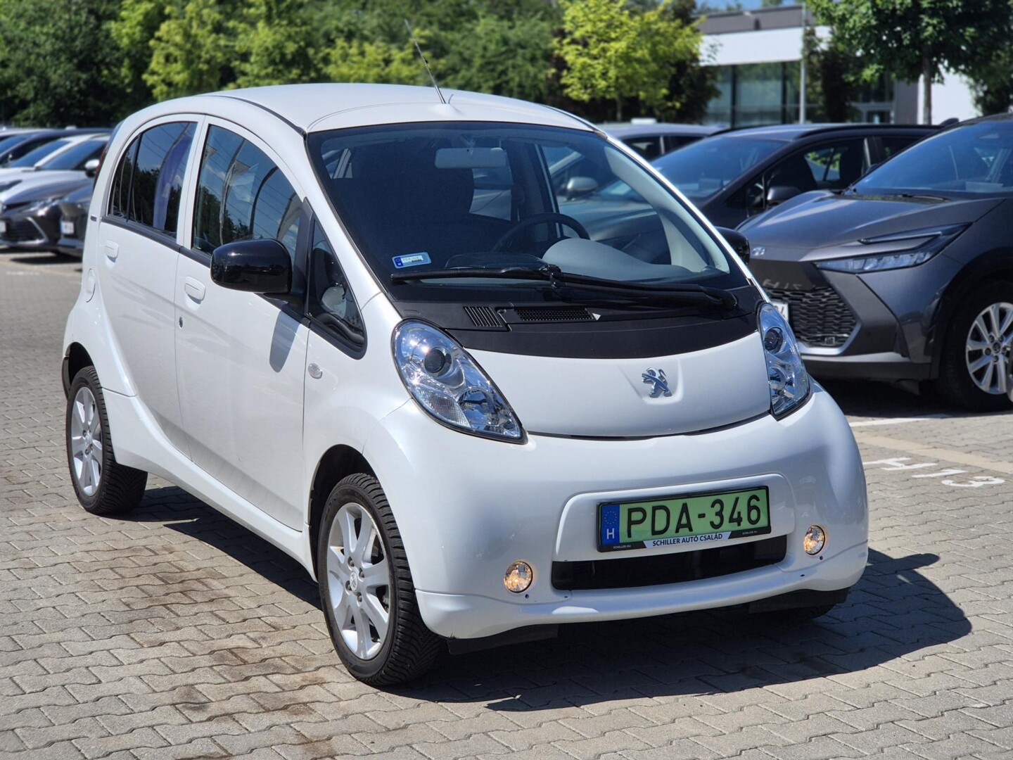 Peugeot iOn