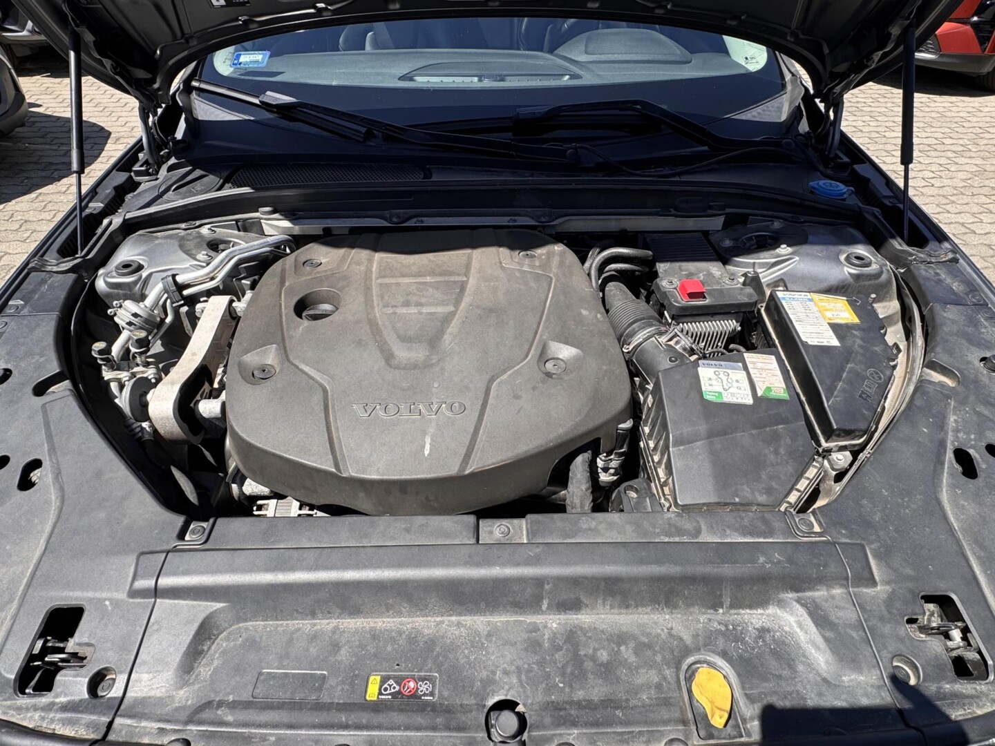 Volvo V90