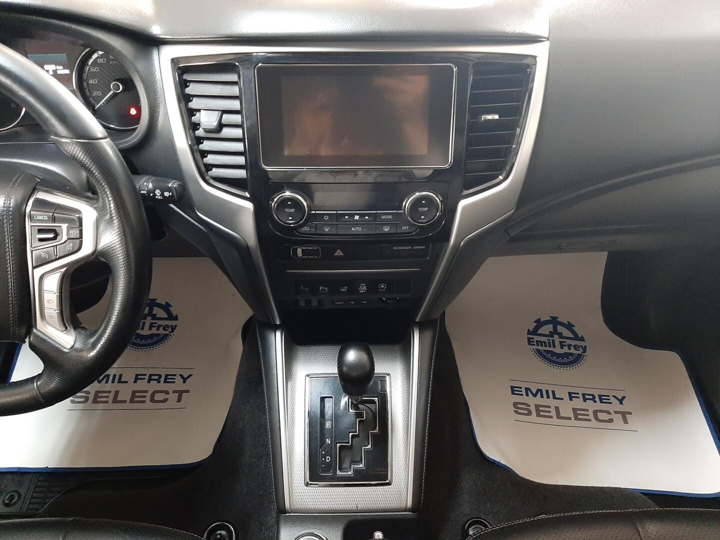Mitsubishi L200