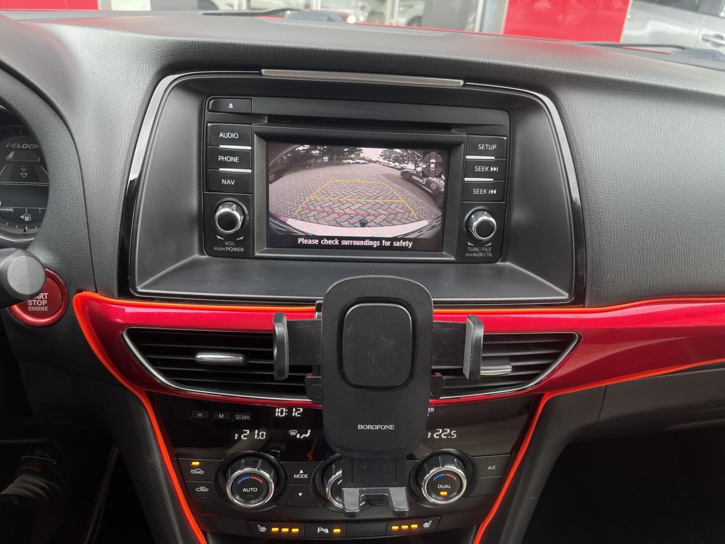 Mazda 6