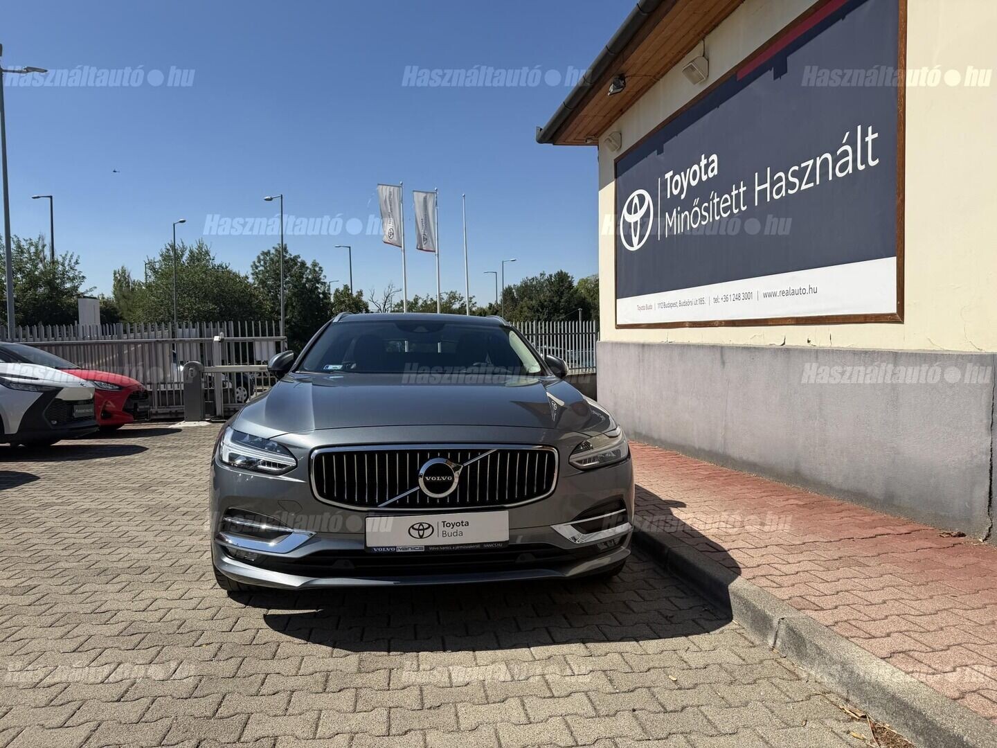 Volvo V90