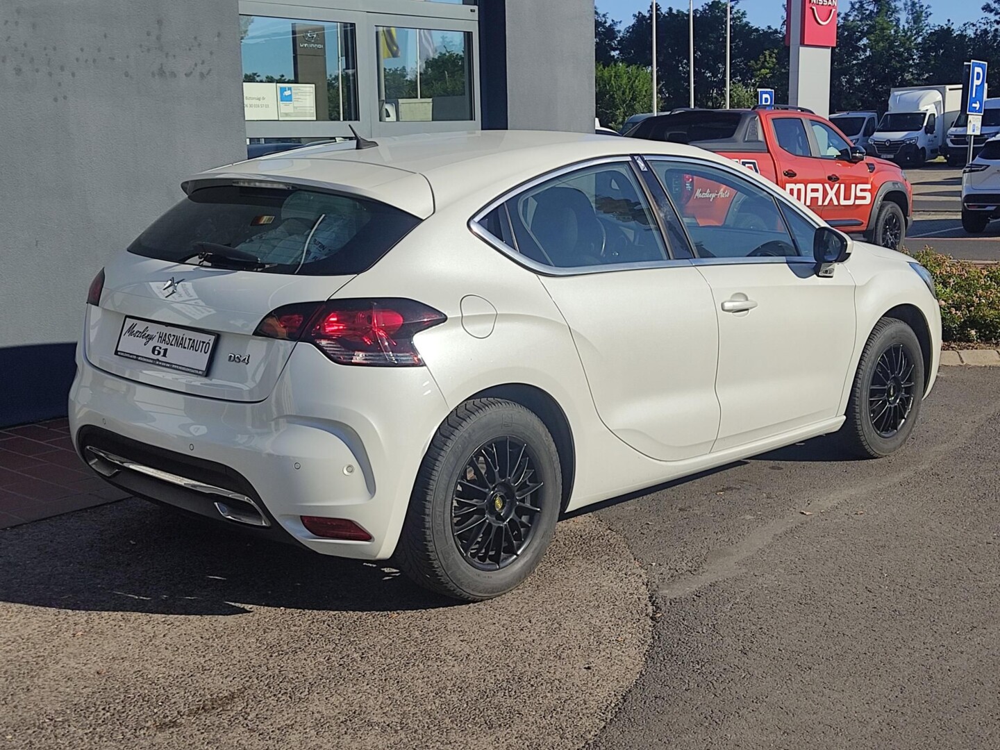 DS Automobiles DS 4