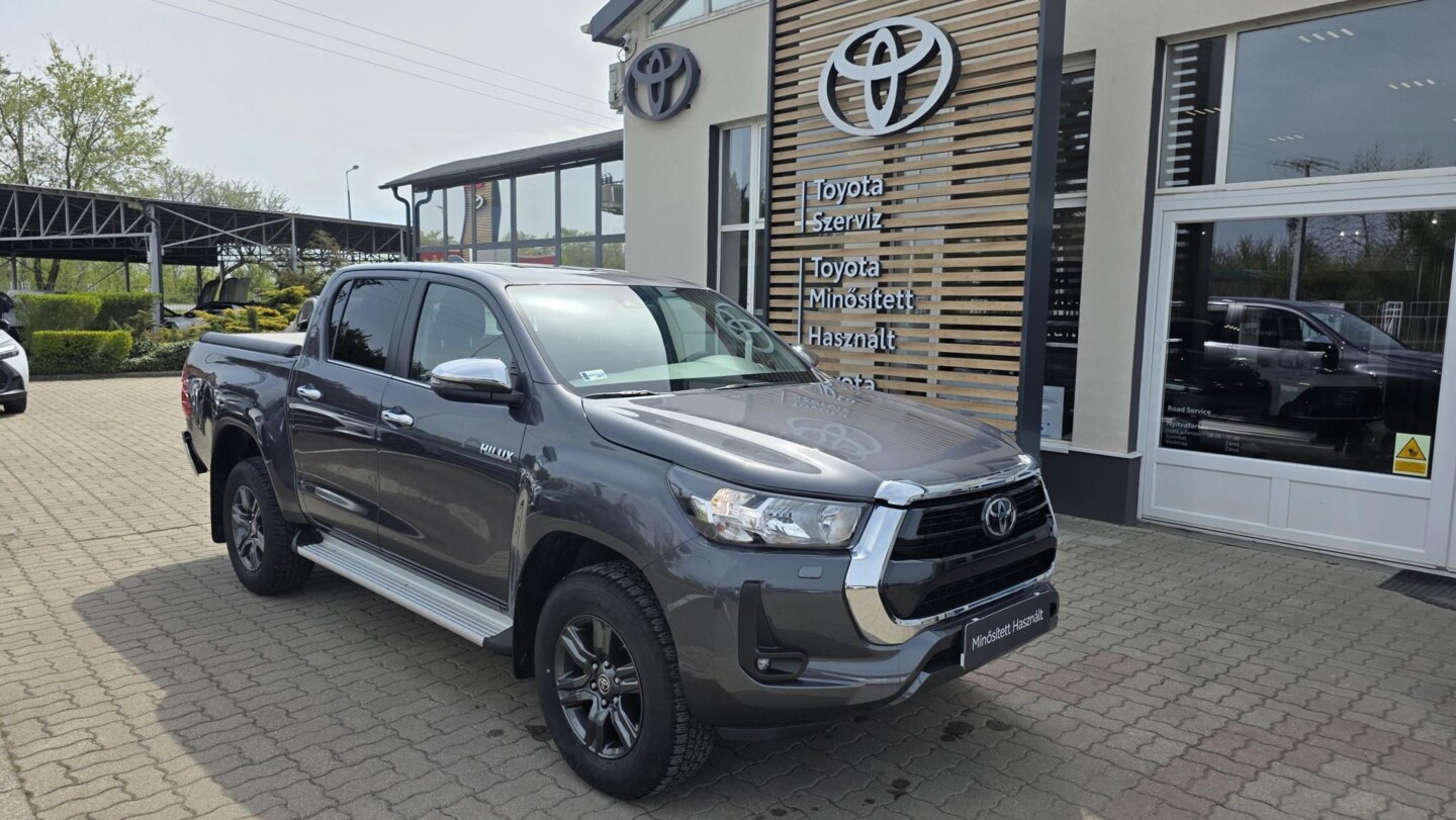 Toyota Hilux