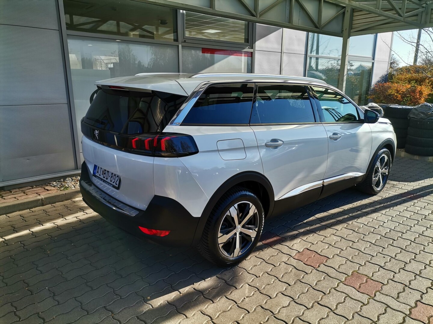 Peugeot 5008