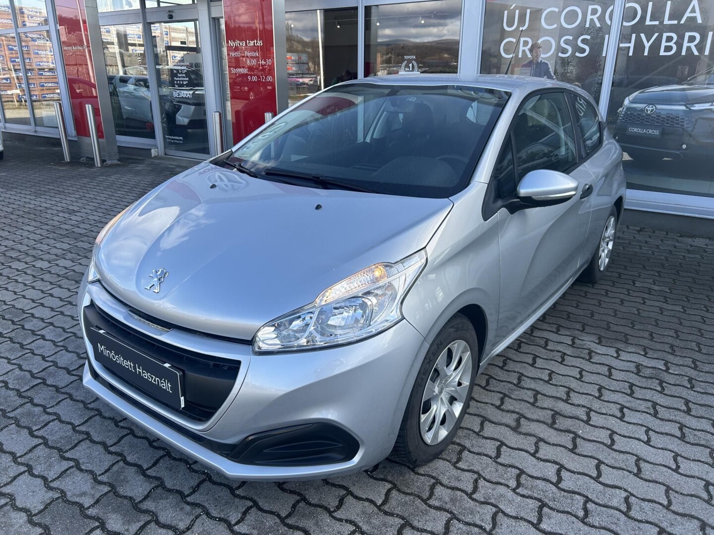 Peugeot 208