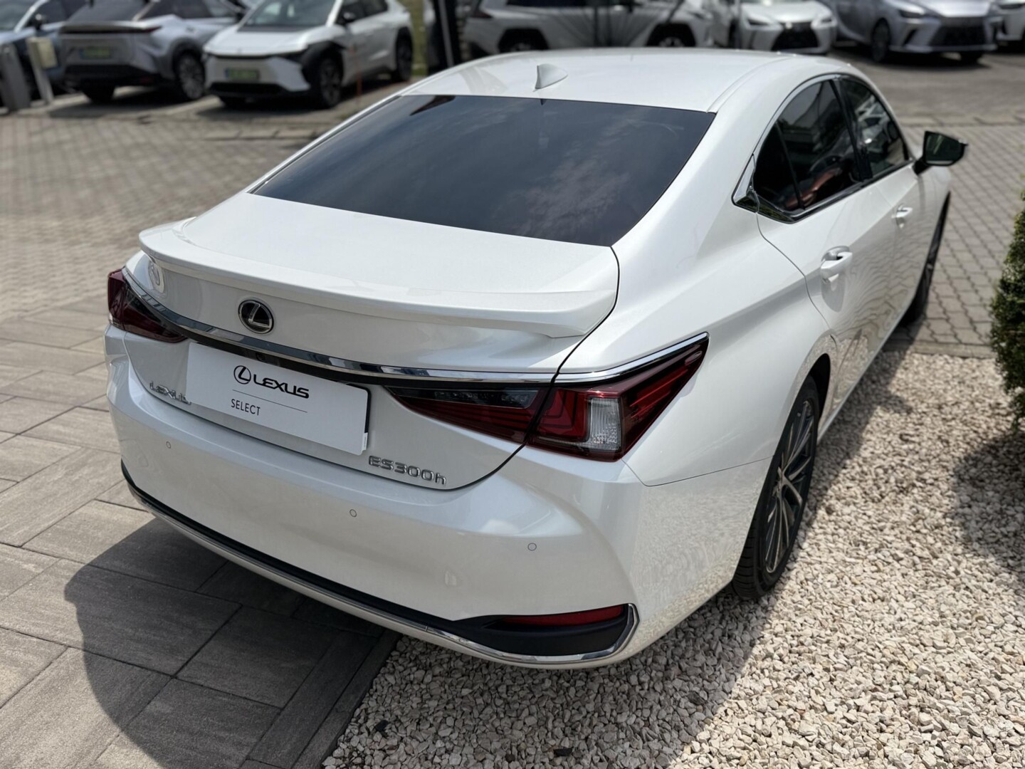 Lexus ES