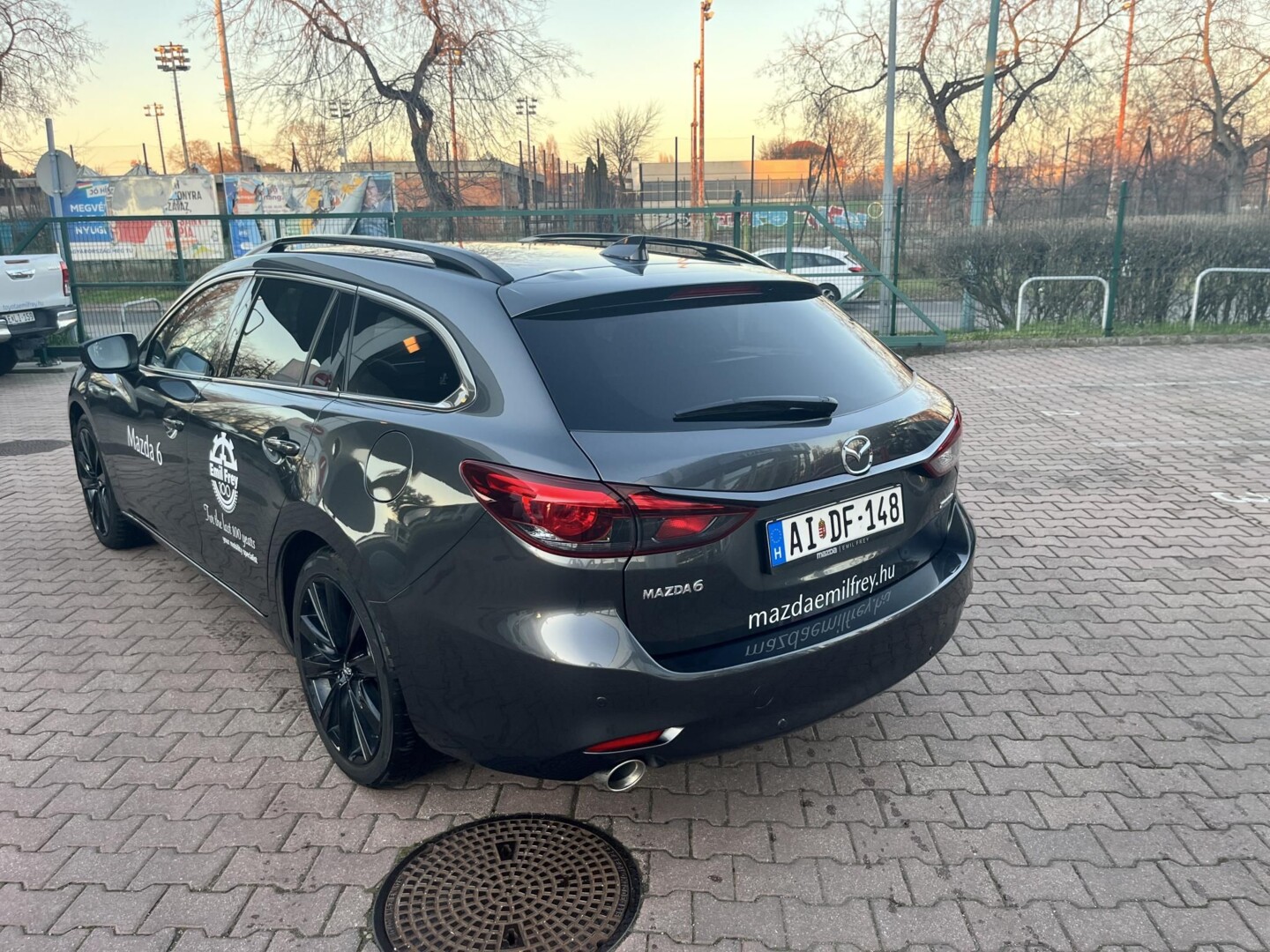 Mazda 6