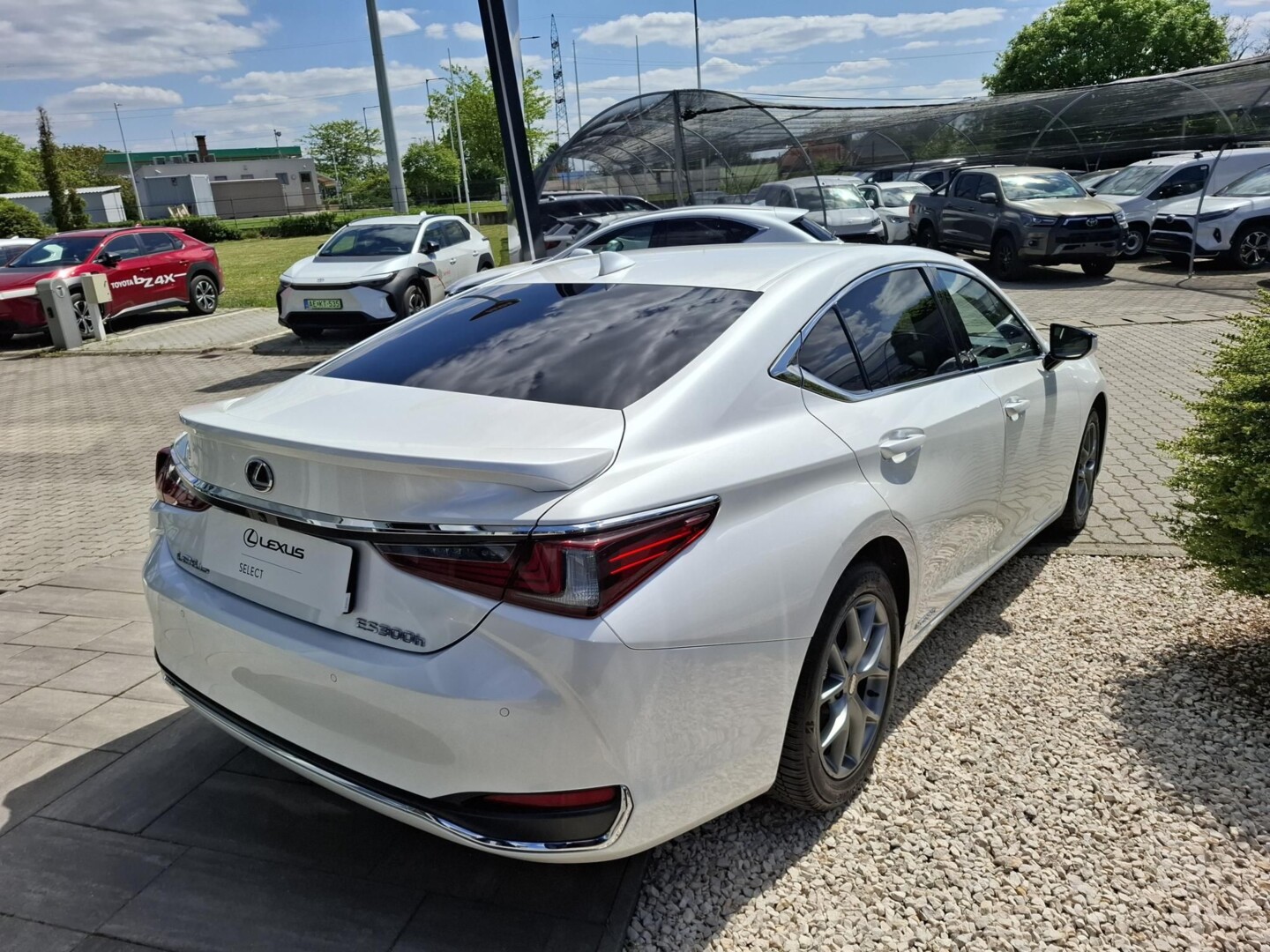 Lexus ES