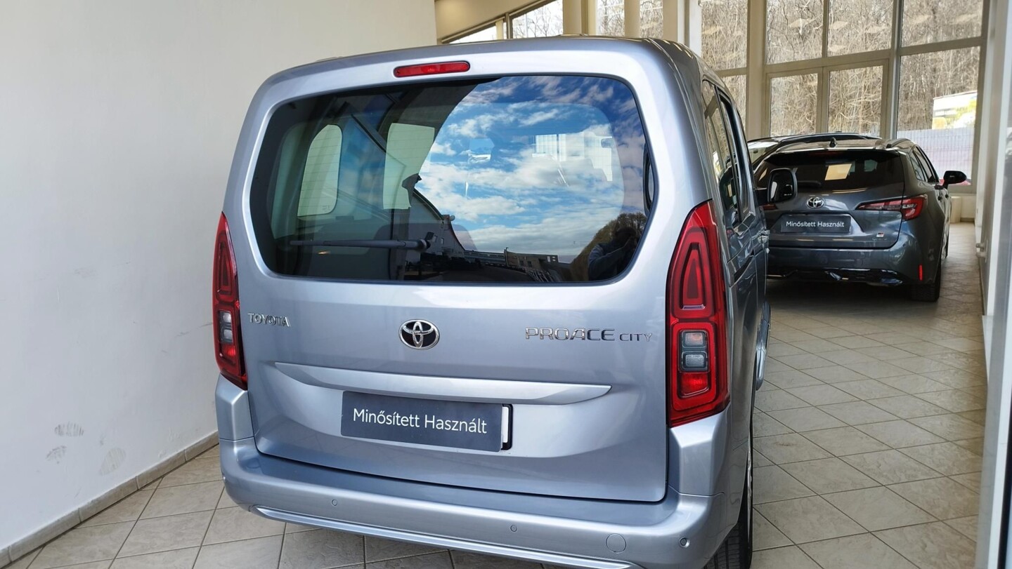 Toyota PROACE