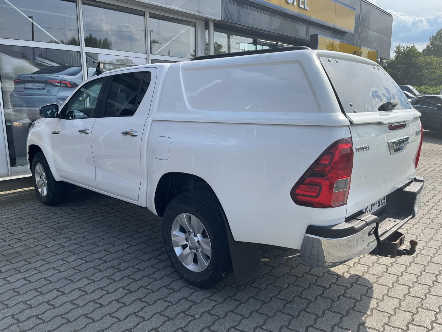 Toyota Hilux