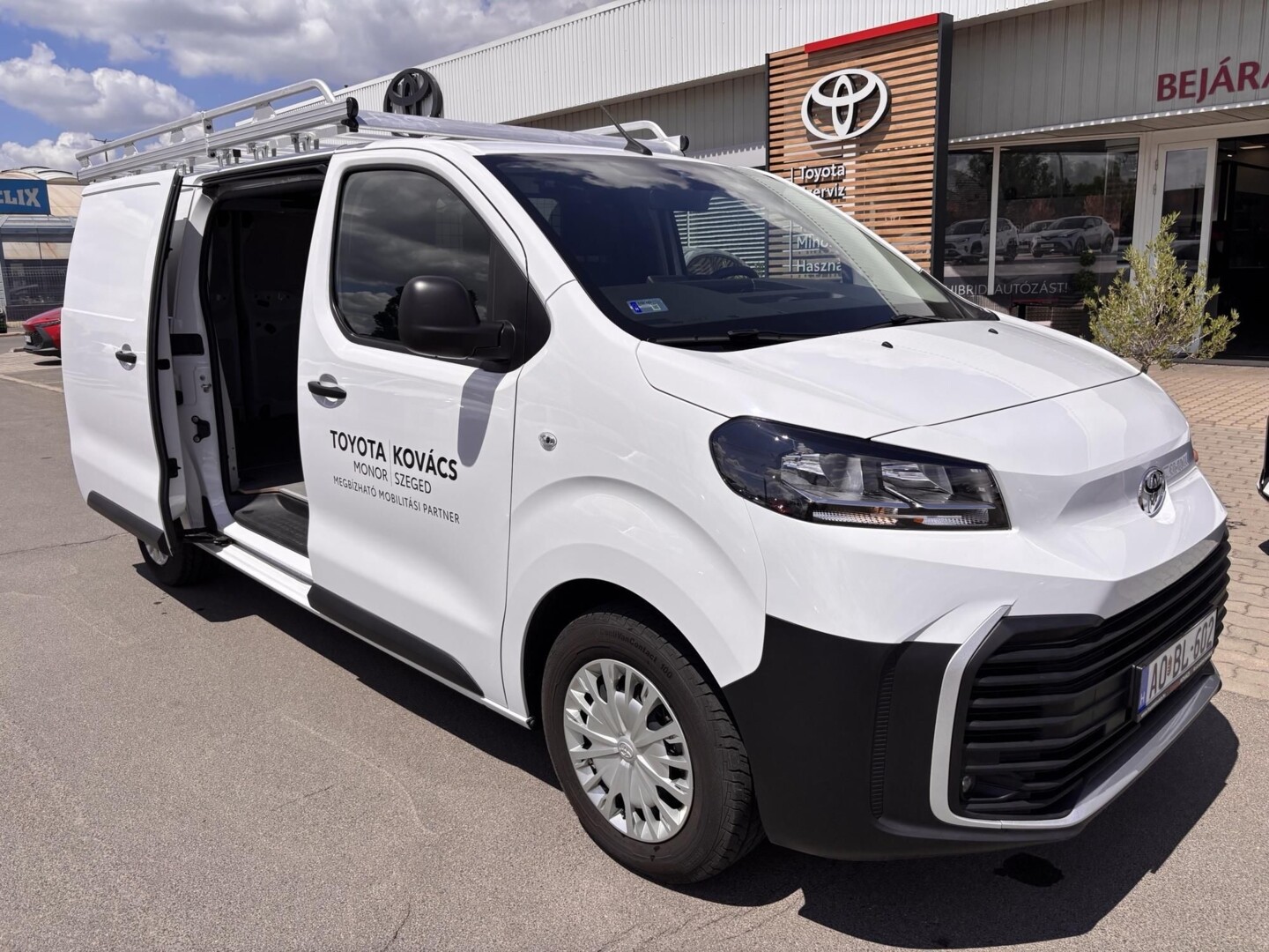 Toyota PROACE