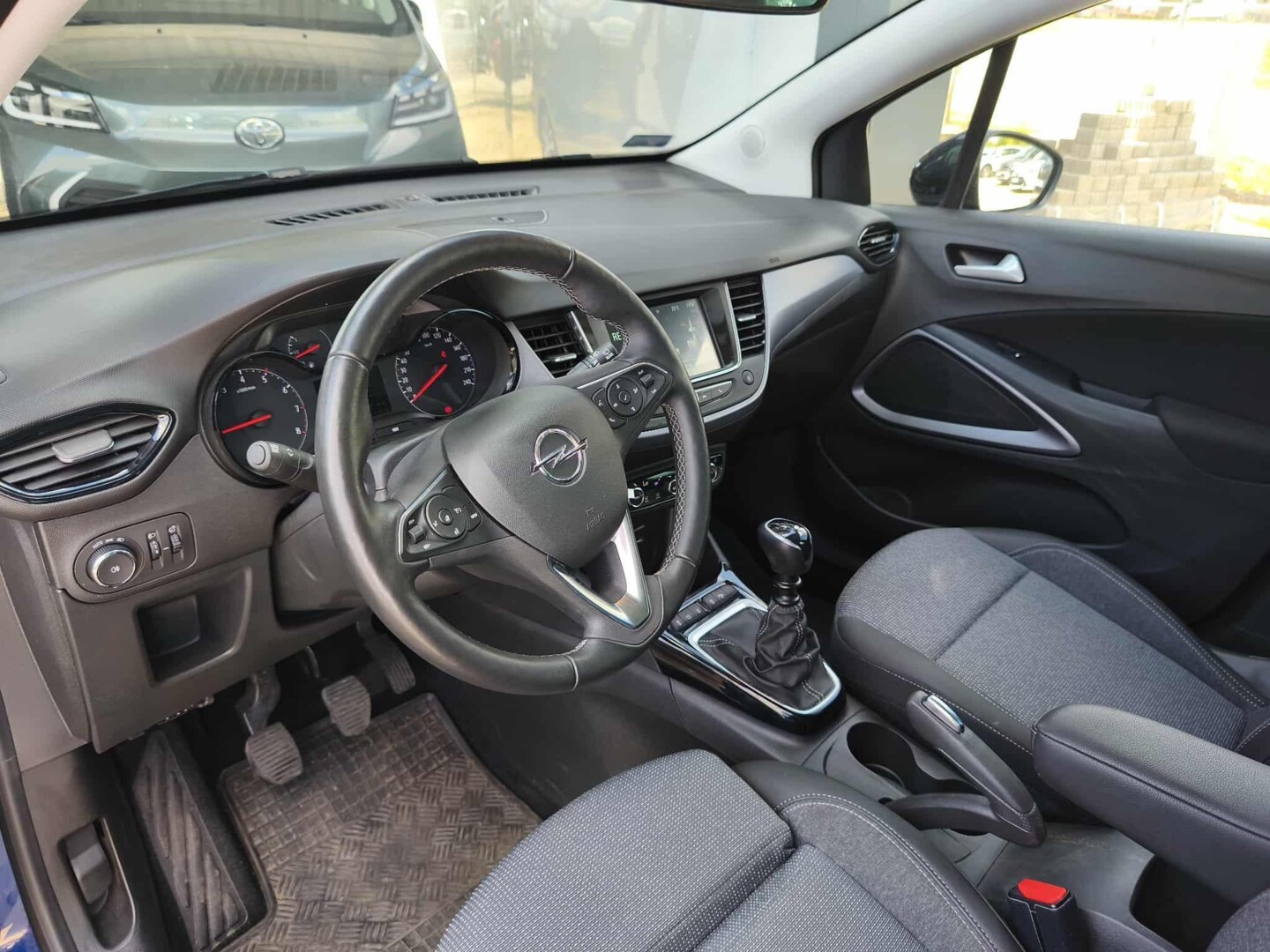 Opel Crossland X