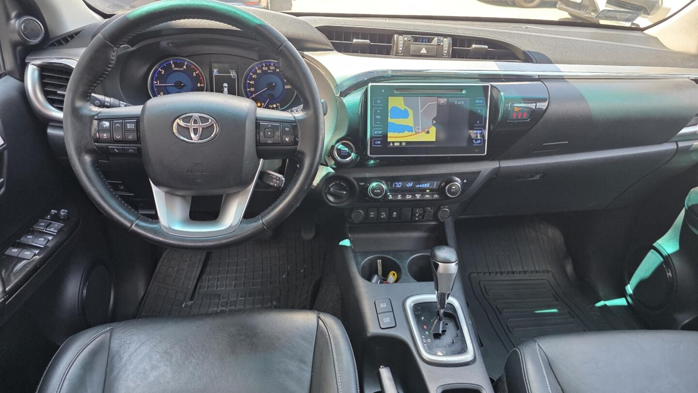 Toyota Hilux