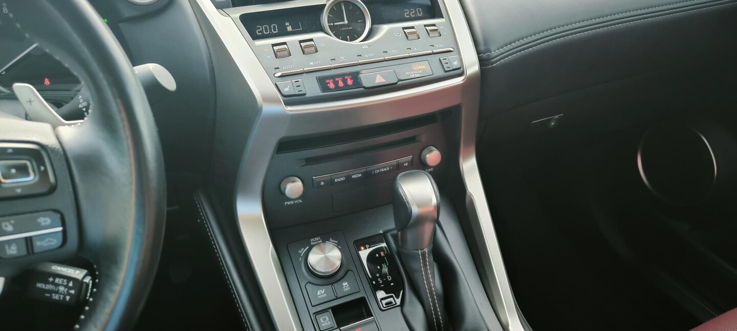 Lexus NX