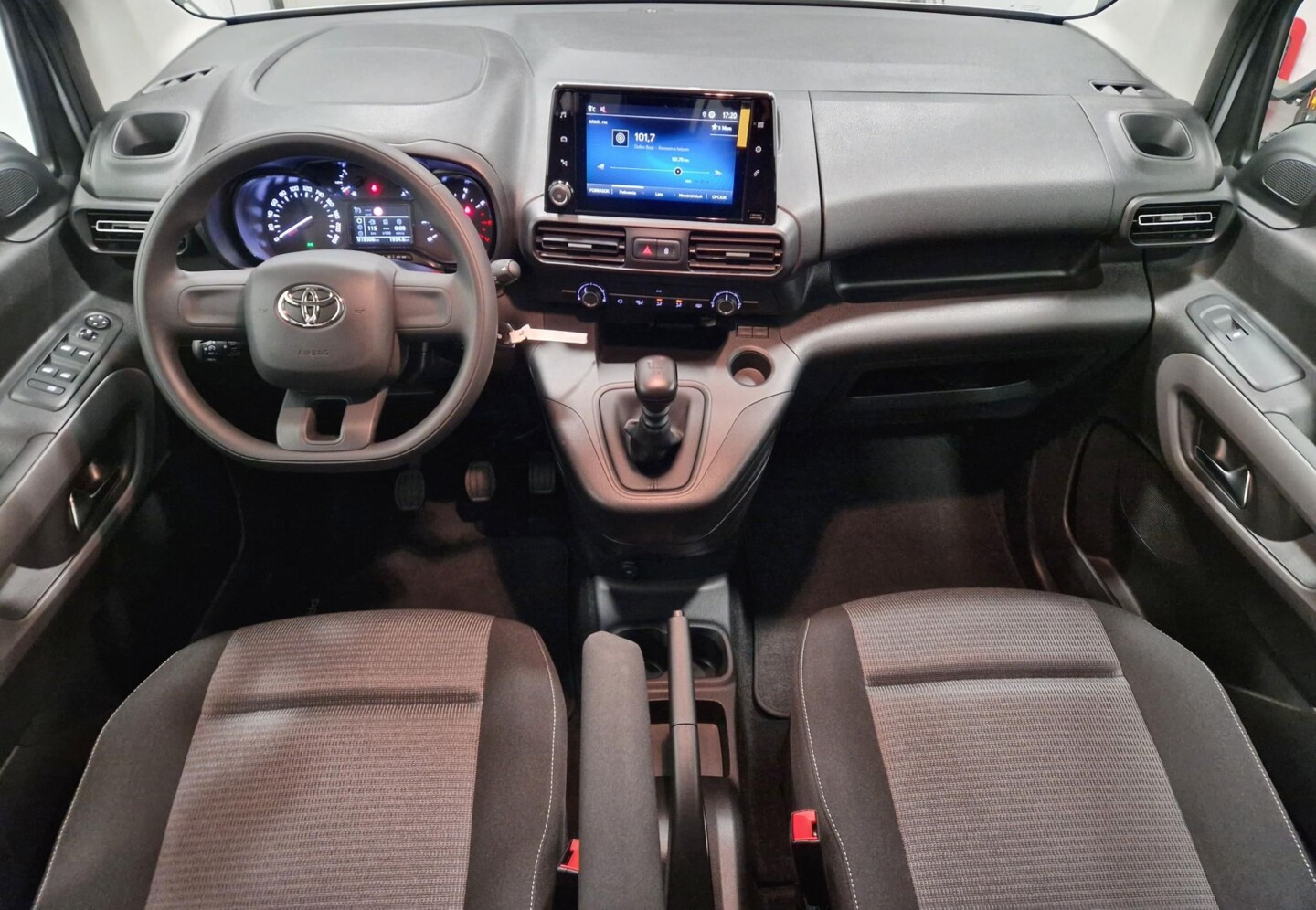 Toyota PROACE