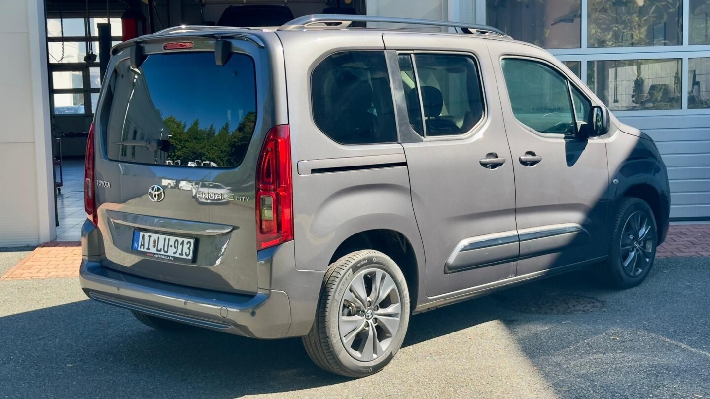 Toyota PROACE