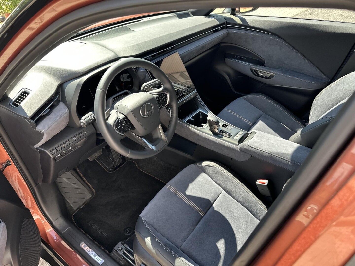 Lexus LBX