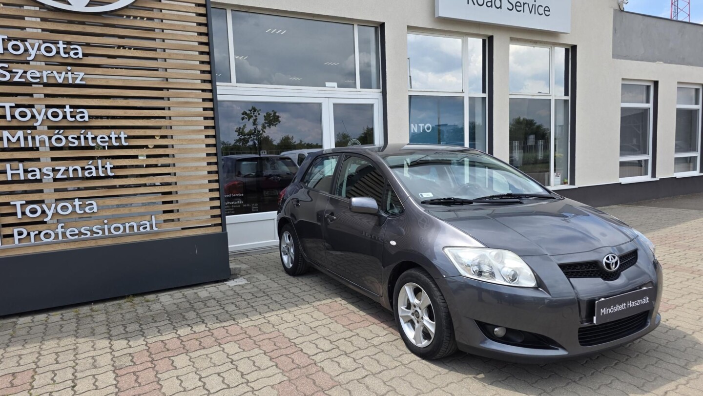 Toyota Auris
