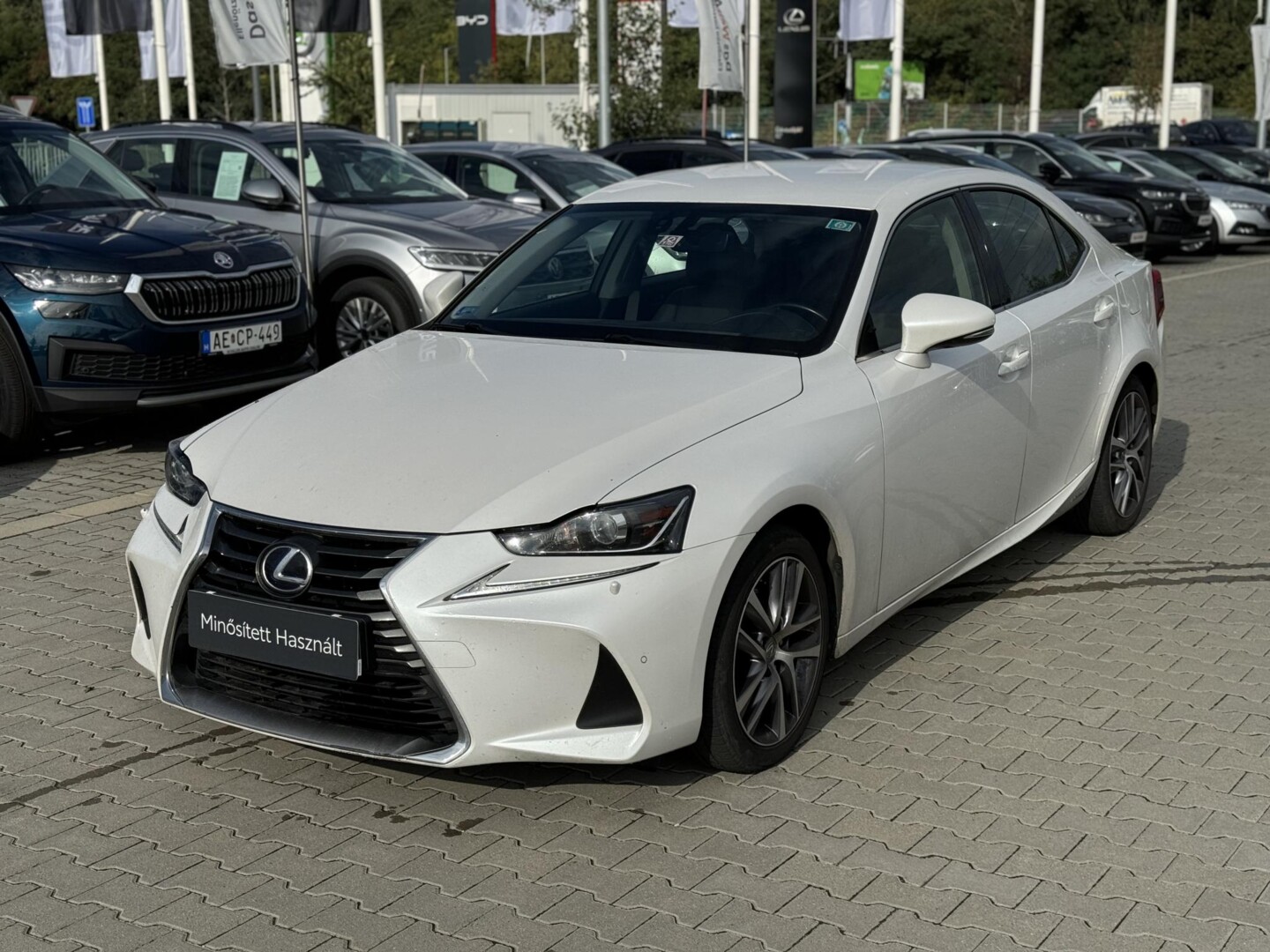 Lexus IS