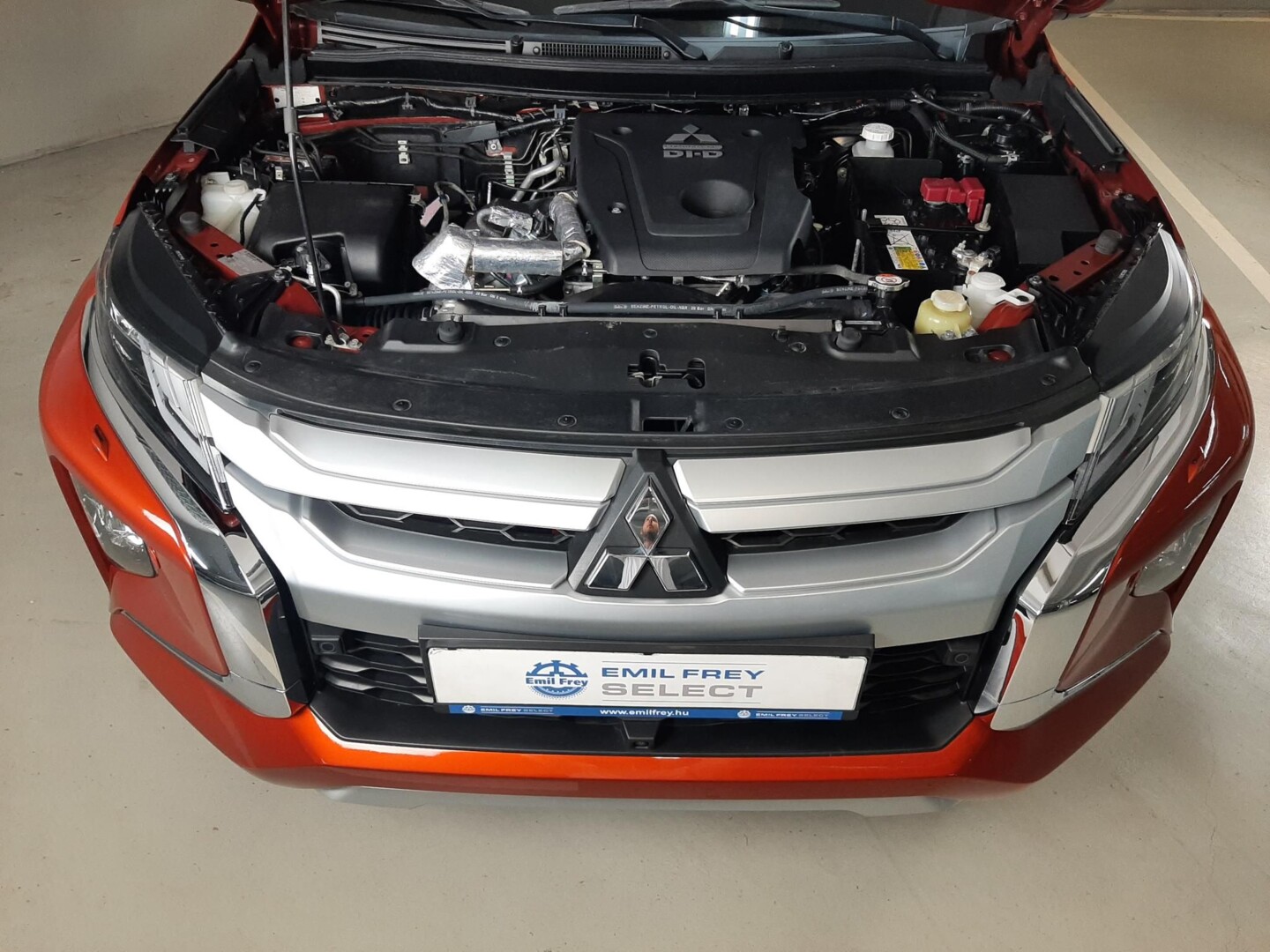Mitsubishi L200