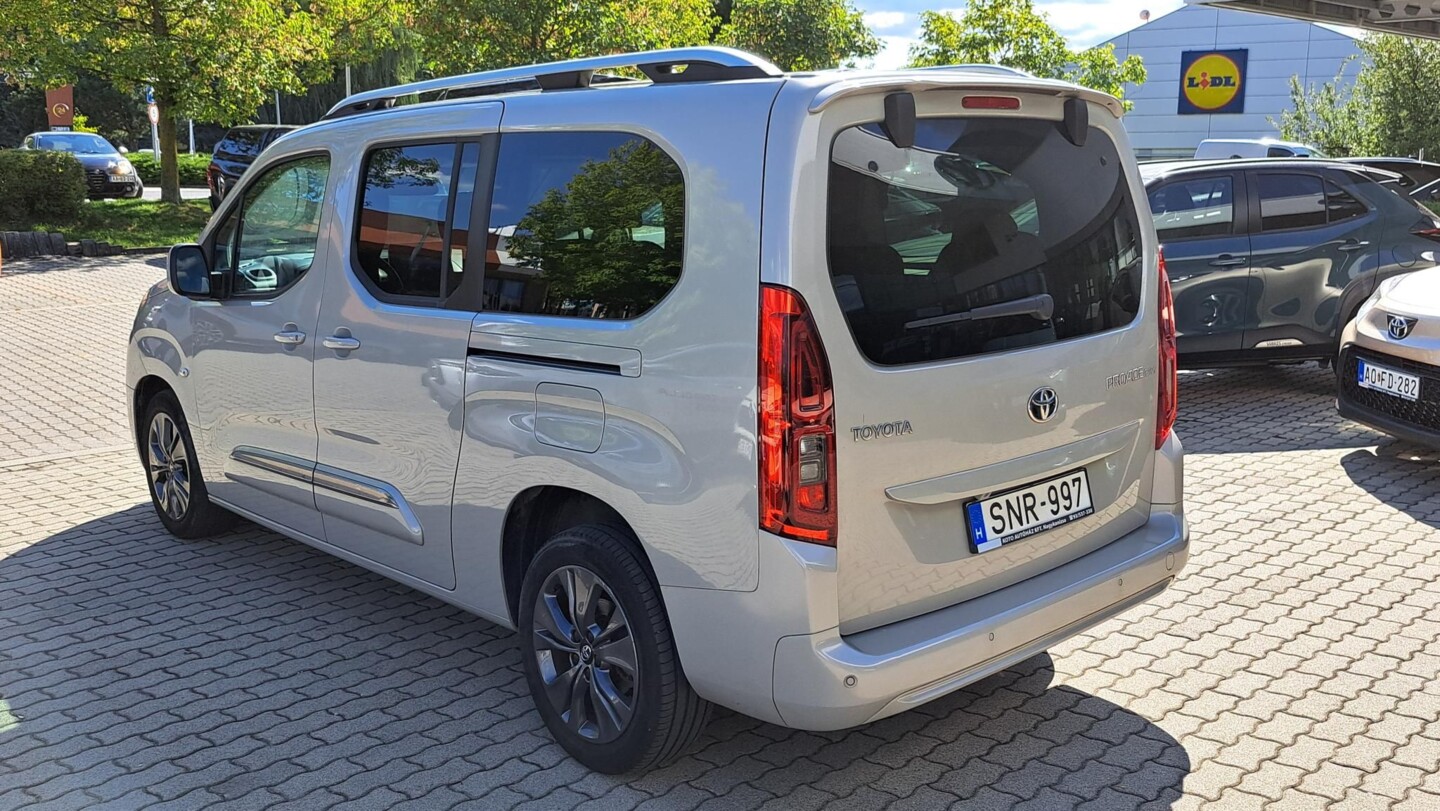 Toyota PROACE