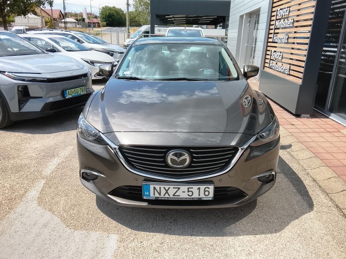Mazda 6