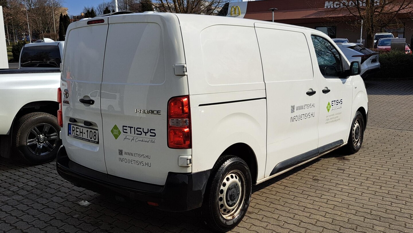 Toyota PROACE