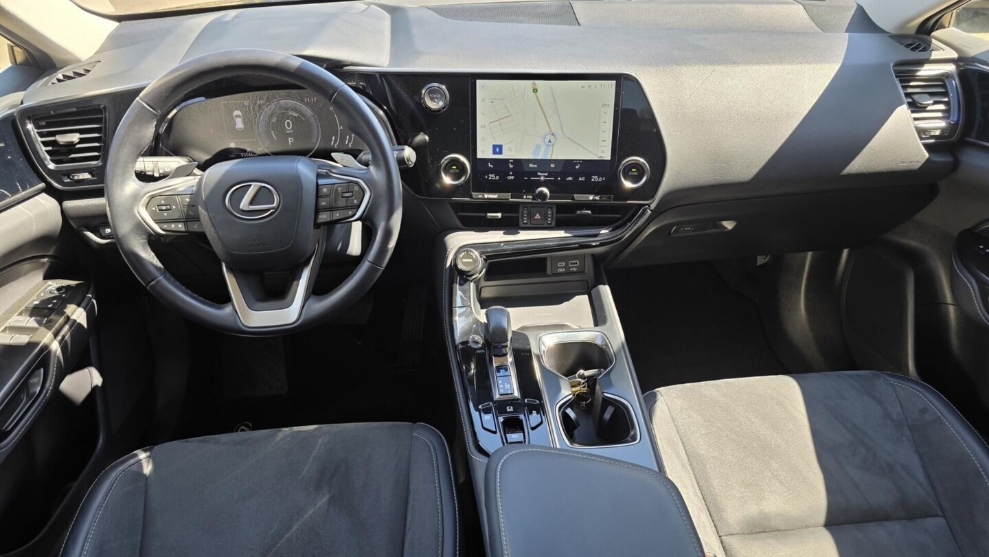 Lexus NX