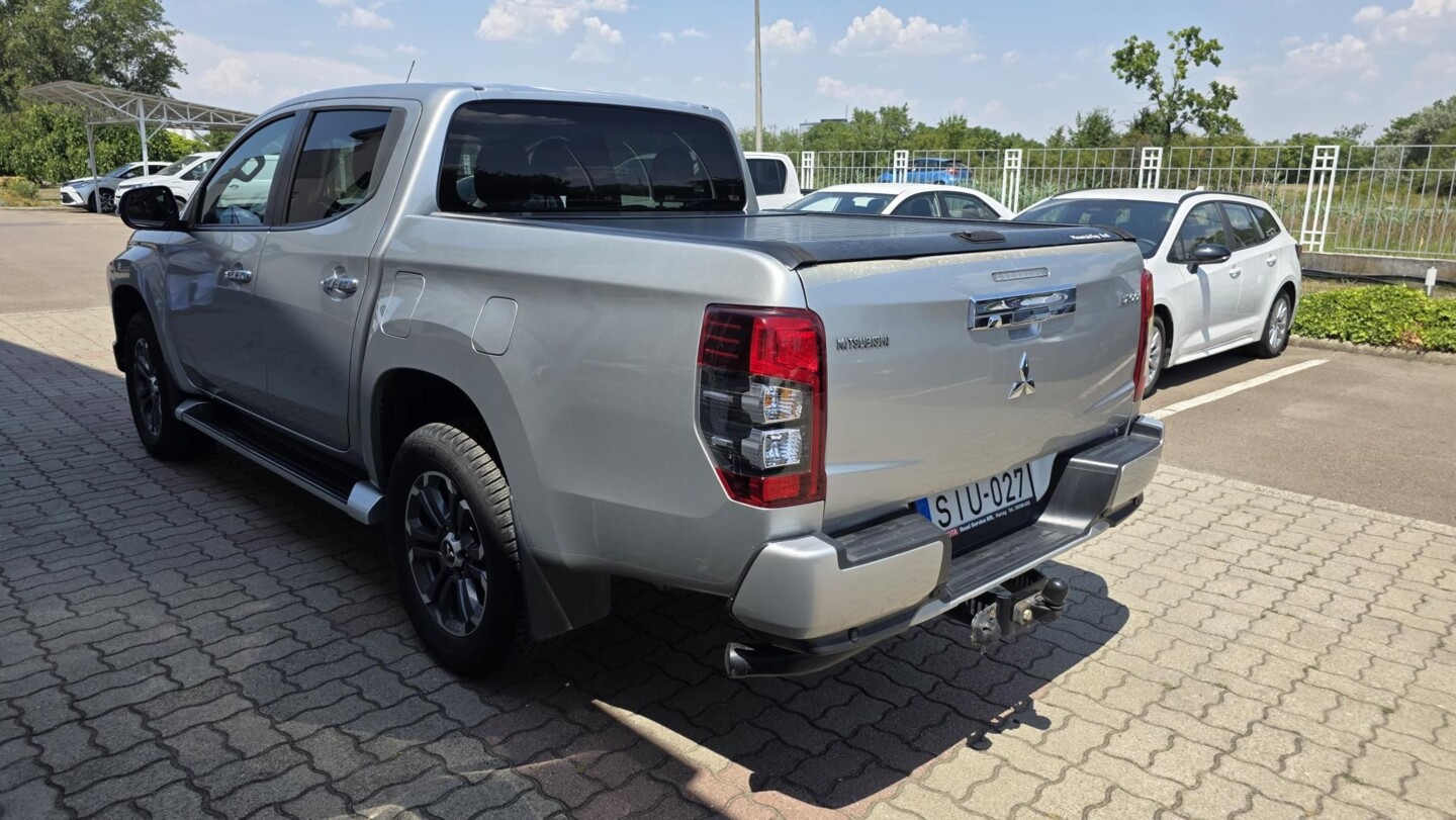 Mitsubishi L200