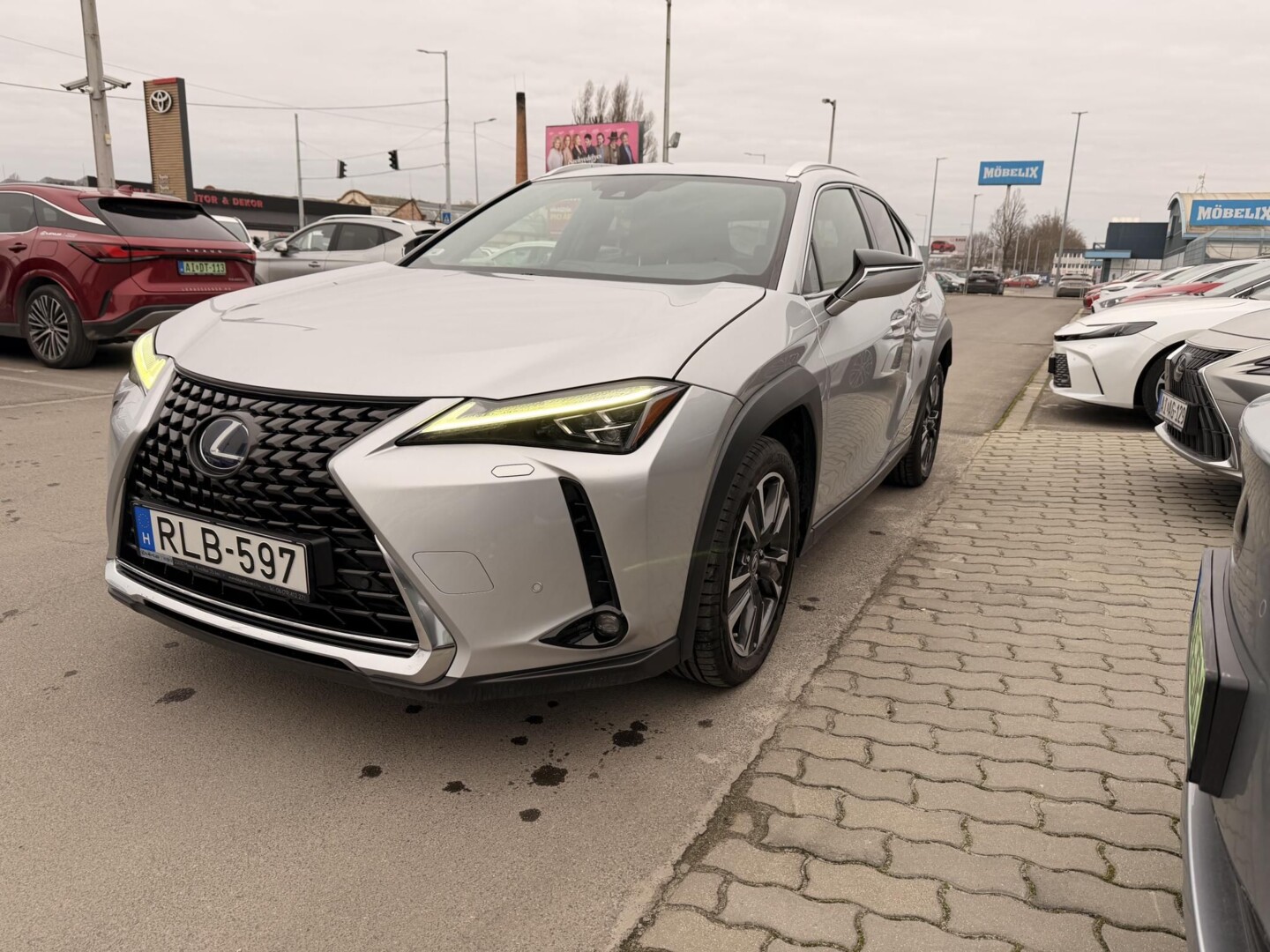 Lexus UX