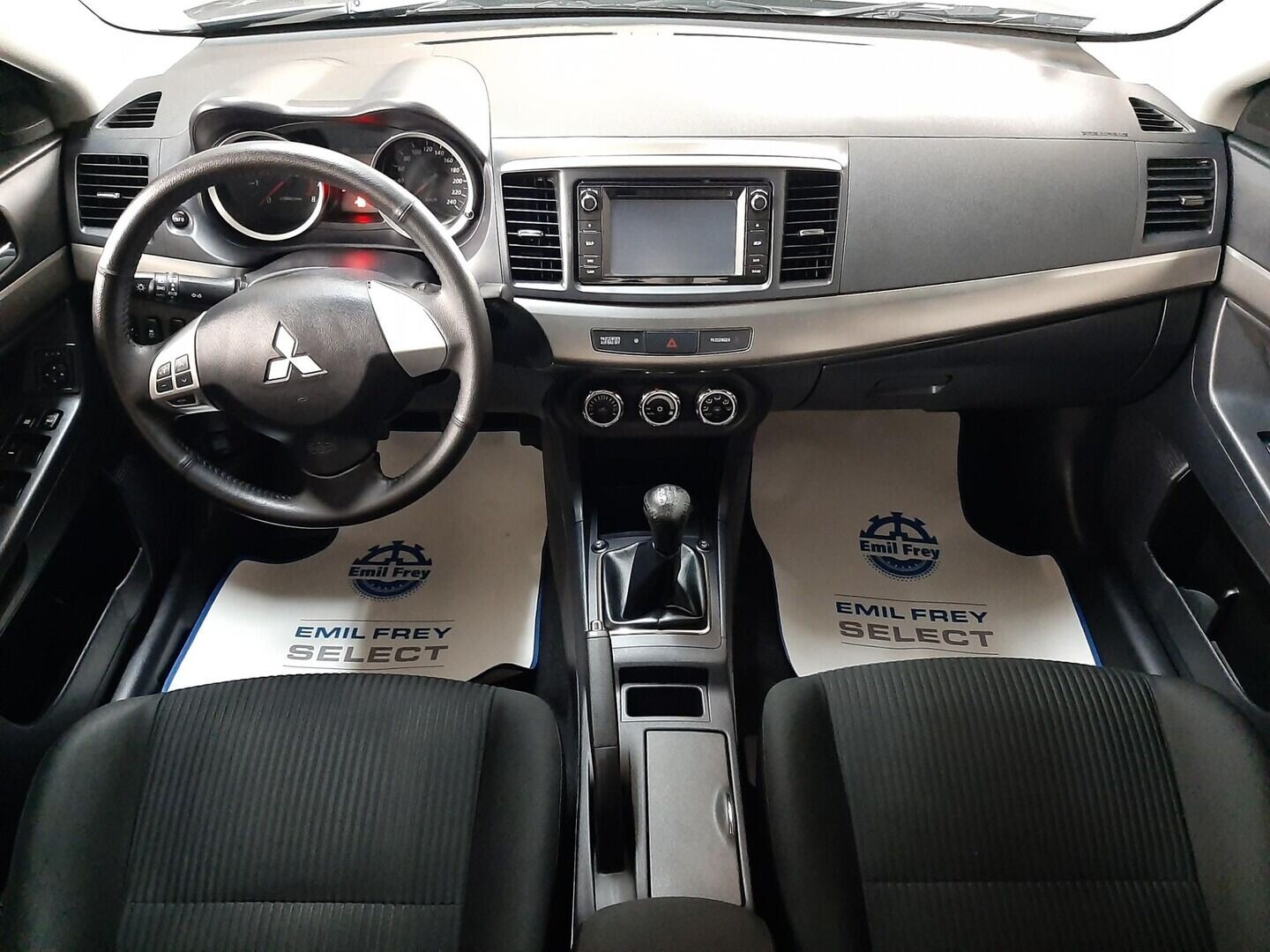Mitsubishi Lancer
