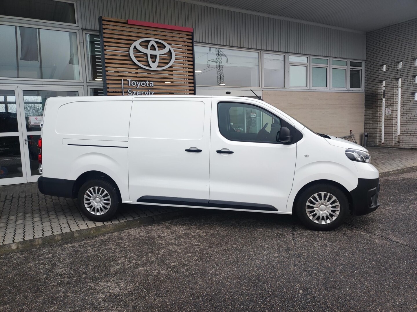 Toyota PROACE
