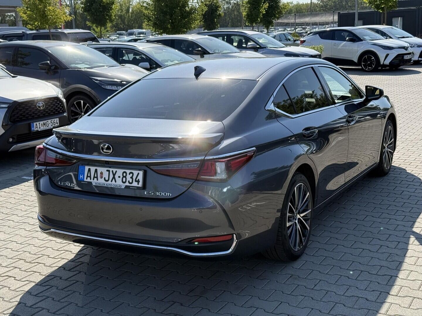 Lexus ES
