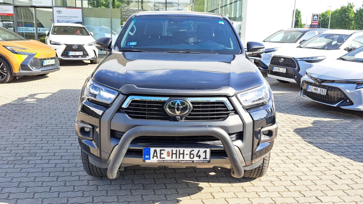 Toyota Hilux