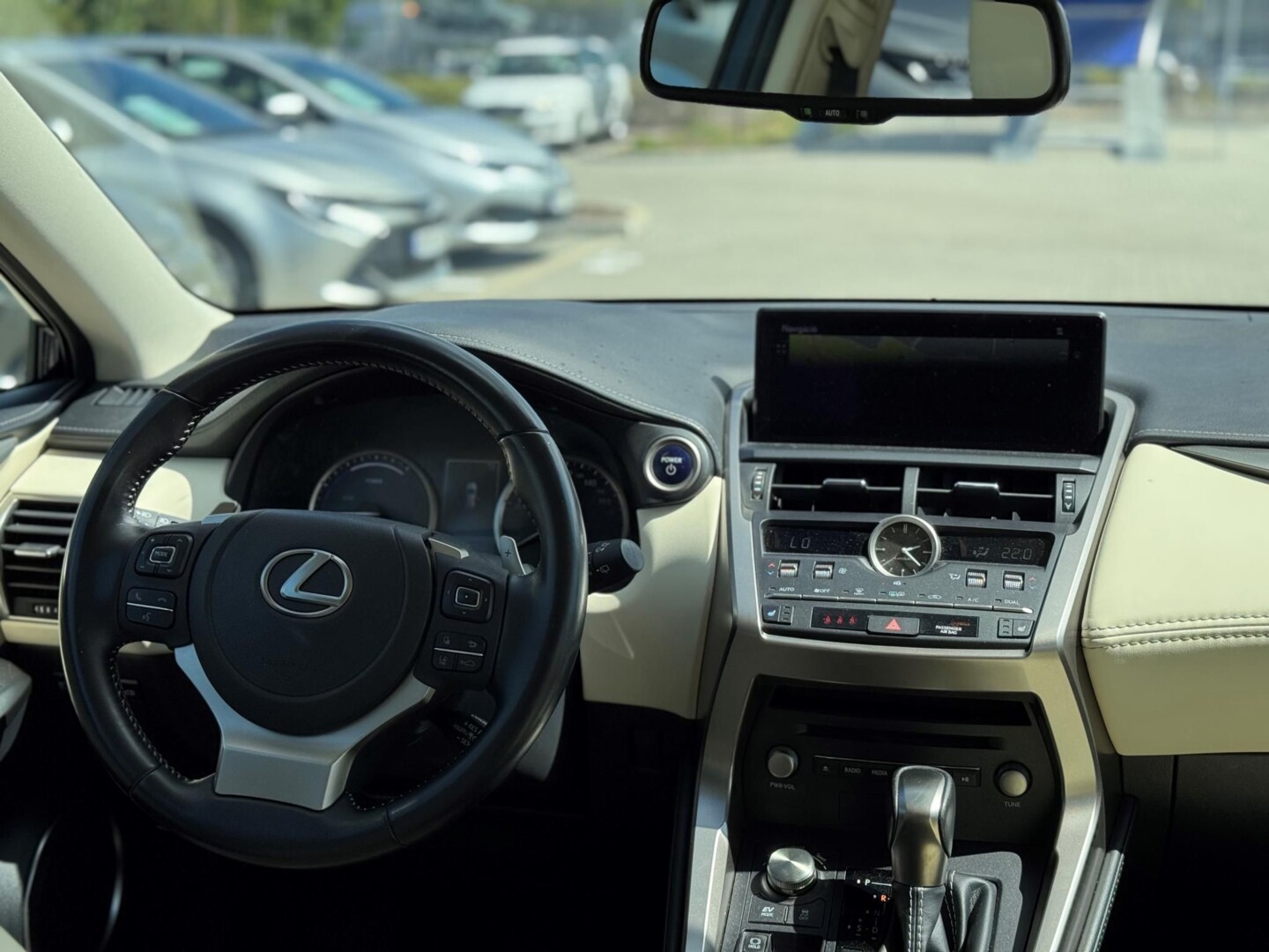 Lexus NX