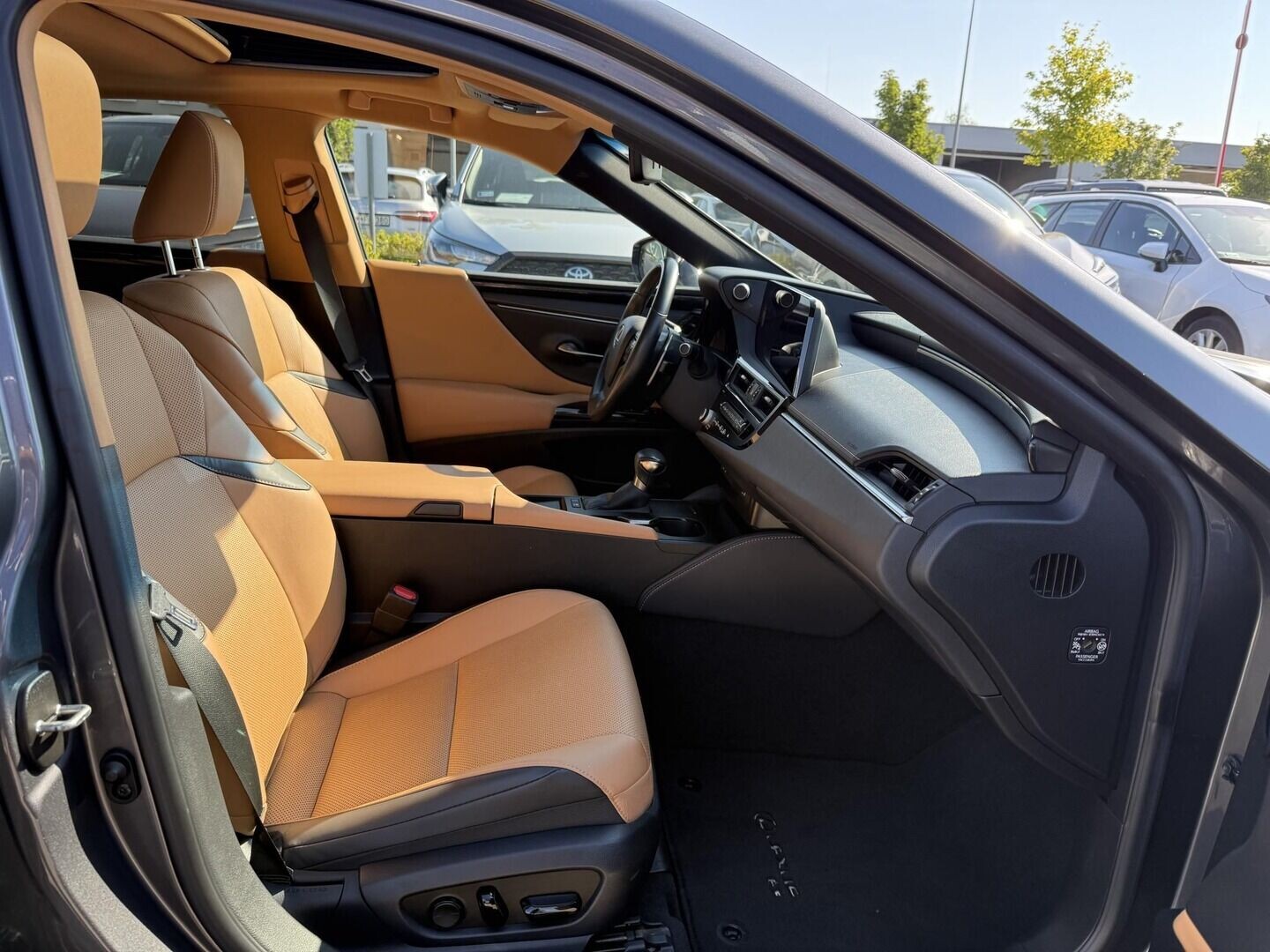 Lexus ES