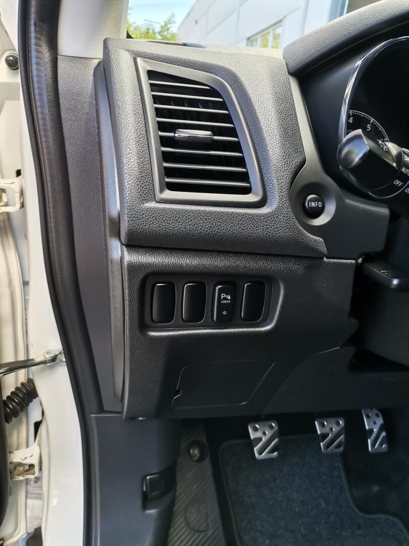 Mitsubishi ASX