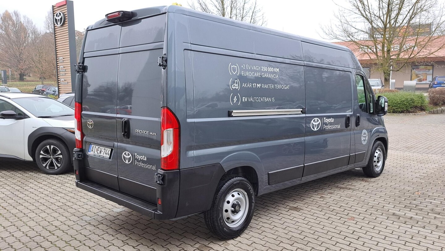 Toyota PROACE