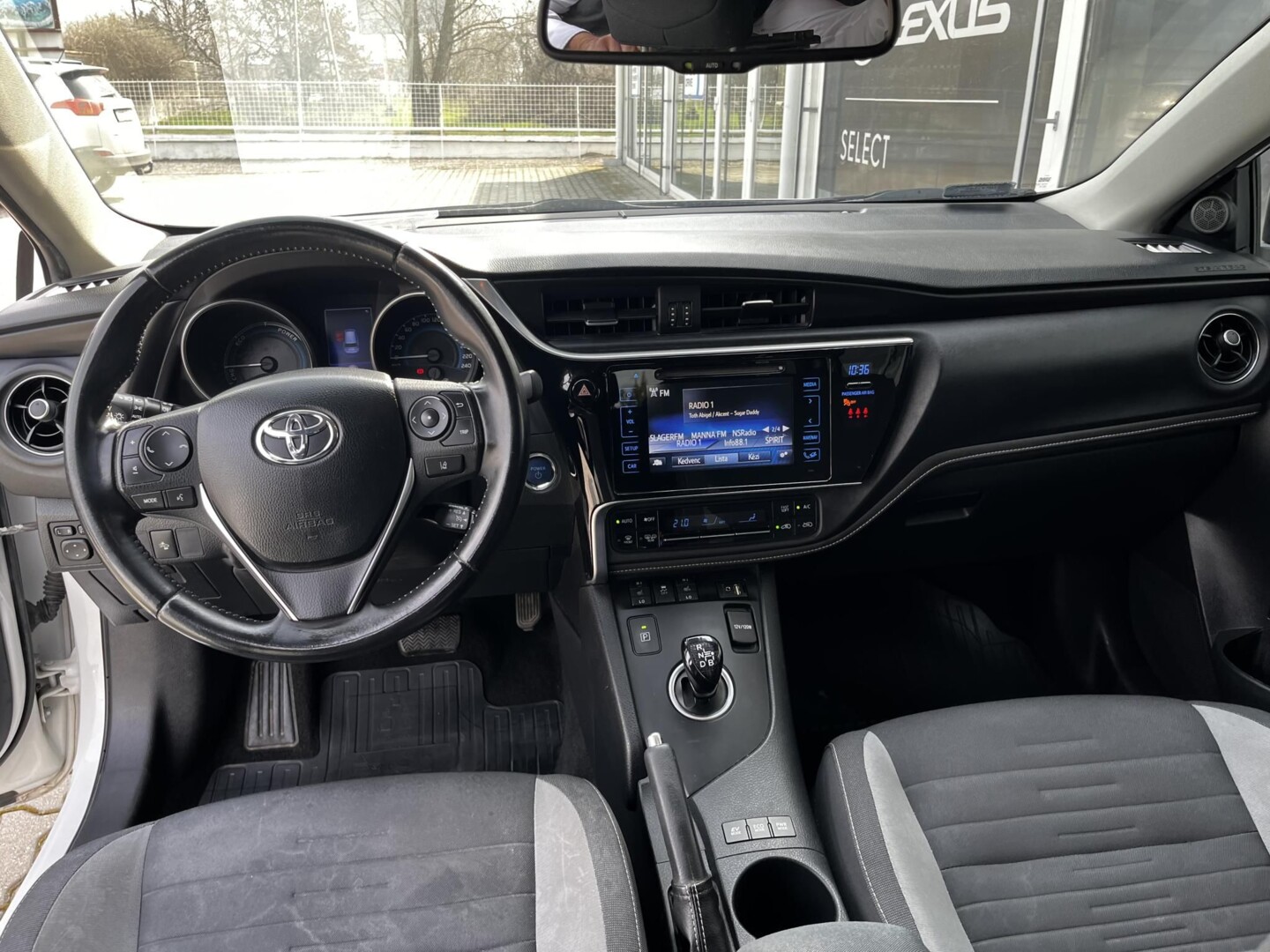 Toyota Auris
