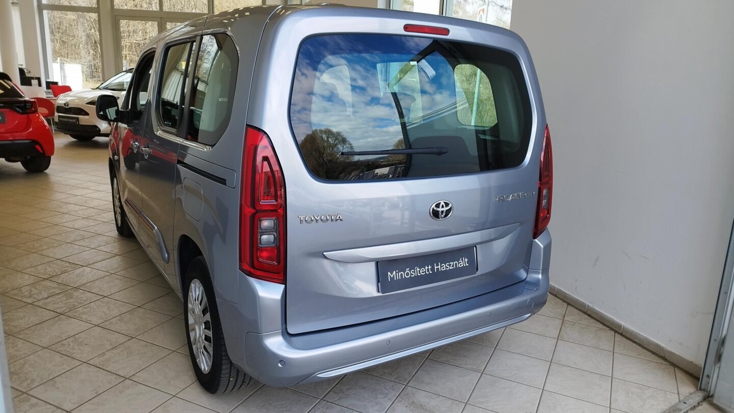 Toyota PROACE