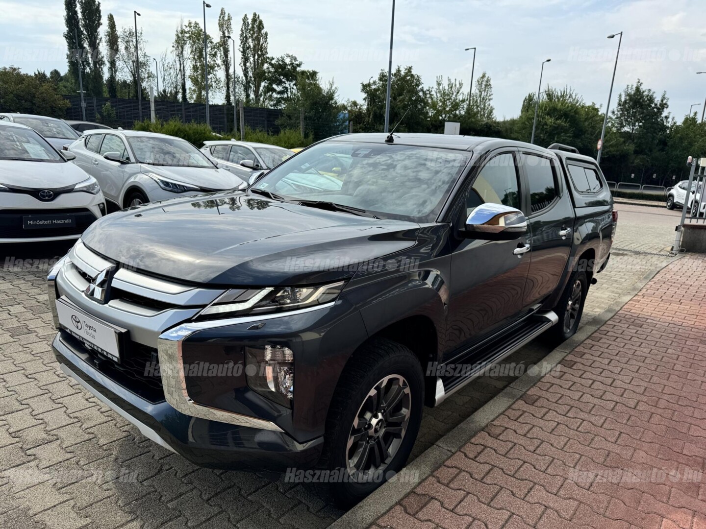 Mitsubishi L200