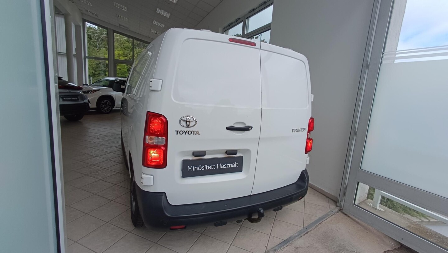Toyota PROACE