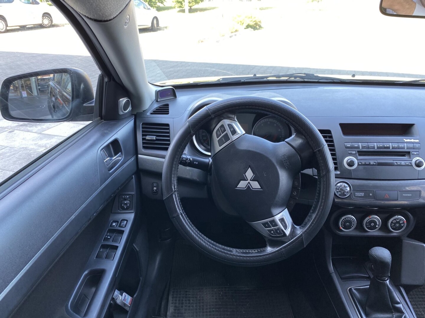 Mitsubishi Lancer