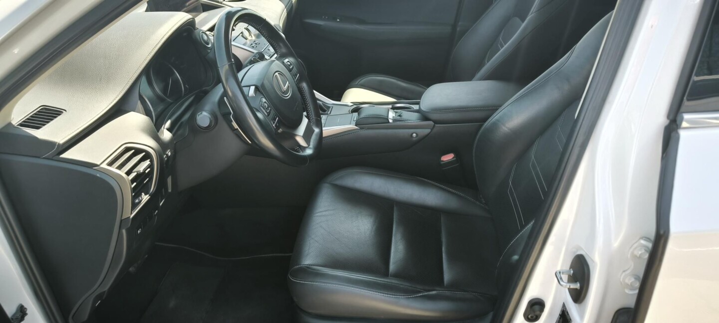 Lexus NX