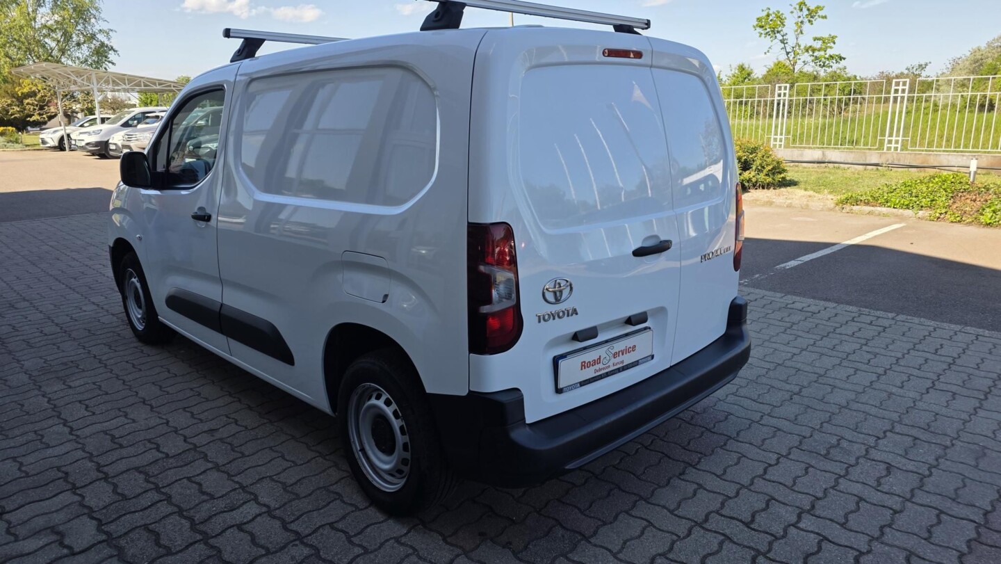 Toyota PROACE