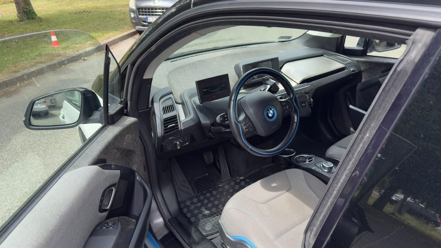 BMW i3
