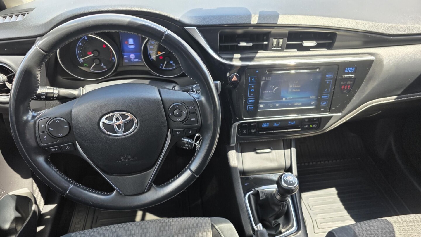 Toyota Auris
